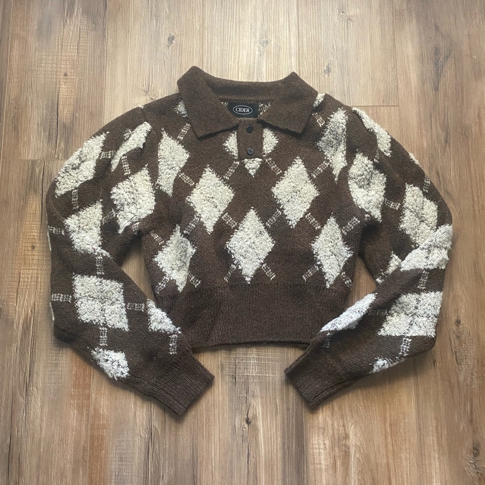 Cider Brown & White Diamond Pattern Long Sleeve Button Up Collar Sweater Size S